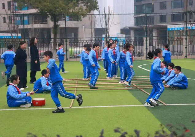 先行探究也有村庄校的量体裁衣其五维推进的体系性实践 先行探究也有村庄校的量体裁衣其五维推进的体系性实践
